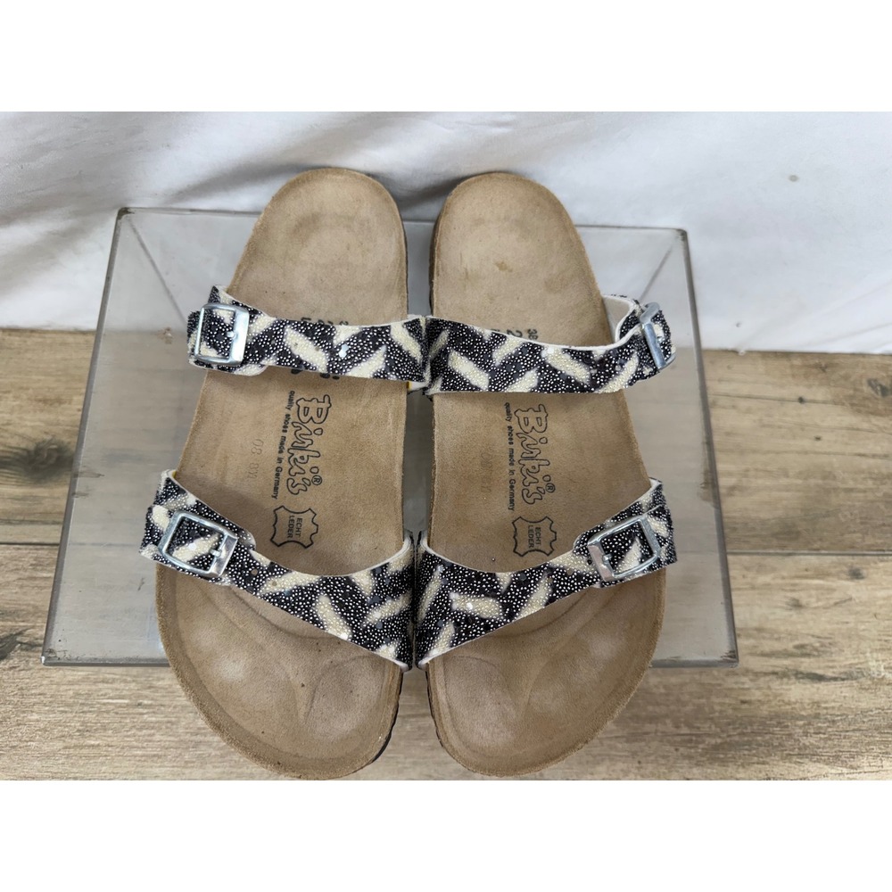 Birkis by Birkenstock Women 38 Sandals Black White Stingray Chevron Print Slide